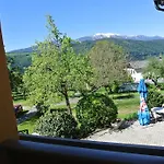 Landhaus Neubauer - Zimmer 3* Millstatt