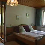 Landhaus Neubauer - Zimmer 3*